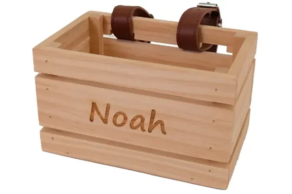 Naam op het middelste plankje