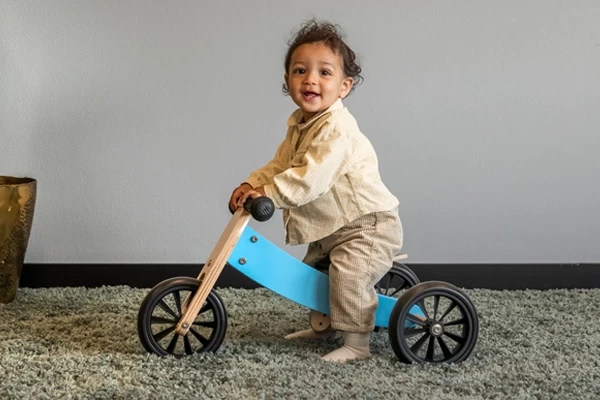 D'lehson is 1 jaar en 72 cm lang