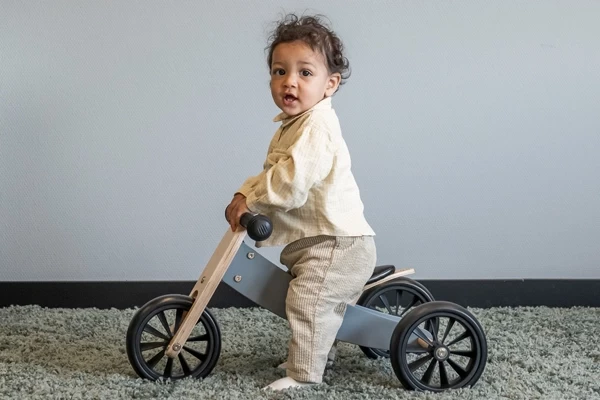 D'lehson is 1 jaar en 72 cm lang