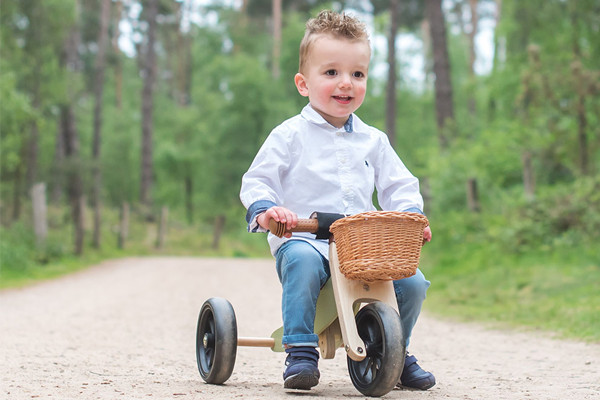 Teun met het optionele mandje.