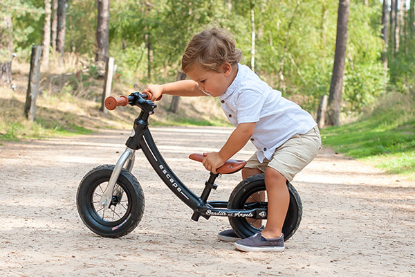 Xem is 2,5 jaar en 90 cm lang