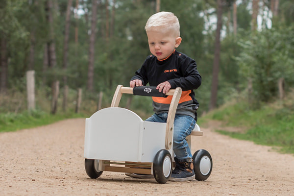 Gijs is 16 maanden en 80 cm lang.