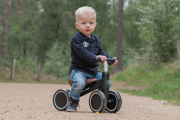 Gijs is 16 maanden en 80 cm lang