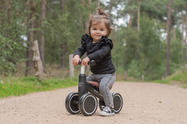 Lizzy is 15 maanden en 76 cm lang