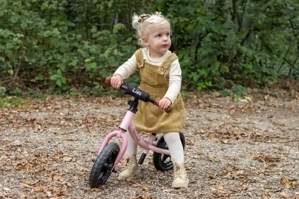 Lies met de optionele zwarte kinbeschermer