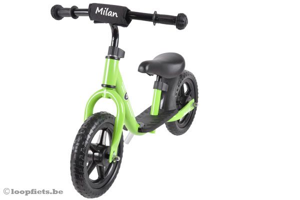 Optioneel: kinbeschermer met naam.