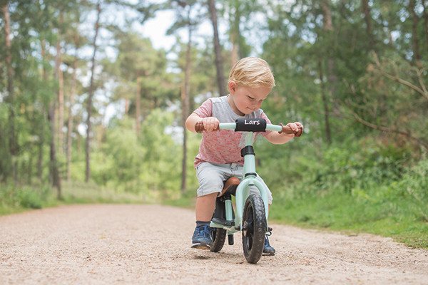 Lars is 2,5 jaar en 92 cm lang.