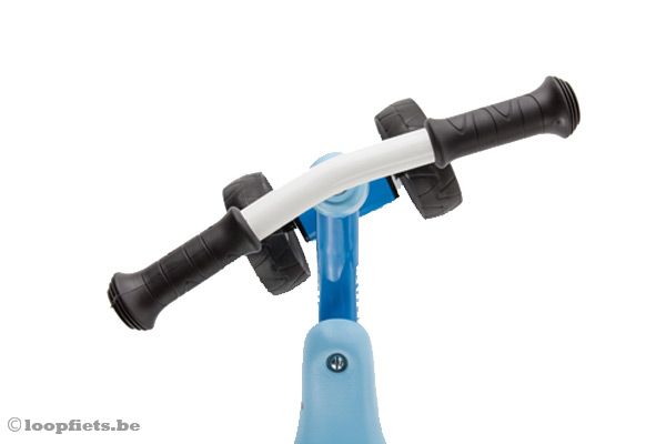 Voorzien van stuurbegrenzer en veiligheidshandvaten.