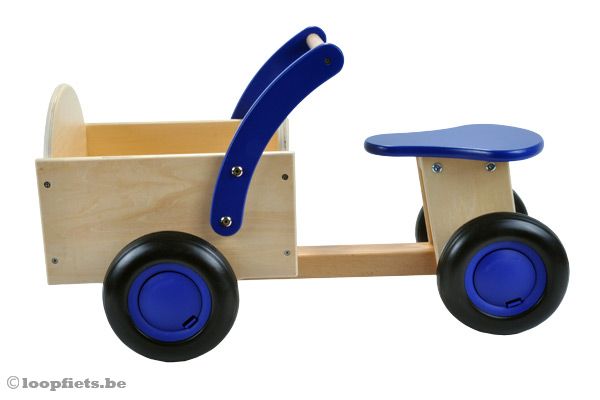 Zijaanzicht van de houten bakfiets.