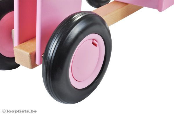 Rijd op geluidsarme wielen.