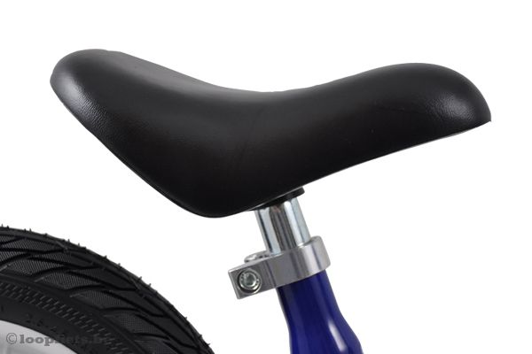 Verstelbaar loopfiets zadel.