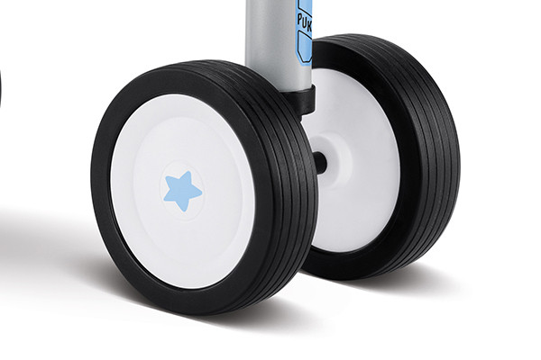 Met geluidsarme wielen.