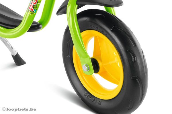 Voorzien van anti-lek banden en spatborden.