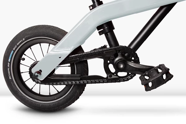 Om te bouwen naar kinderfiets met trappers