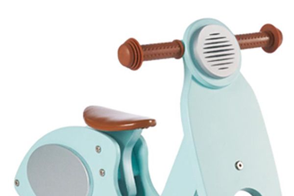 In hoogte verstelbaar zadel.