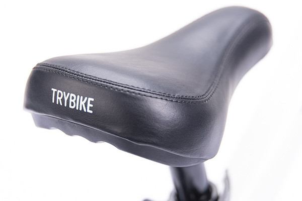 In hoogte verstelbaar zadel (30-45 cm)