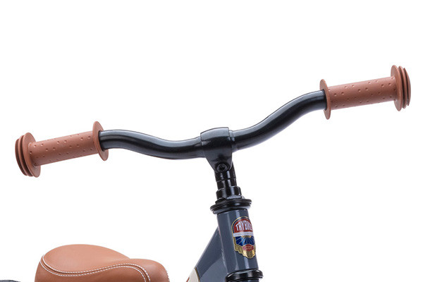 Voorzien van veiligheidshandvatten